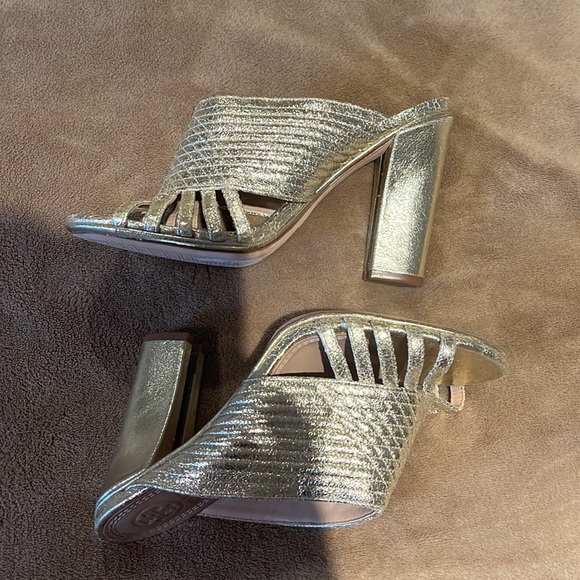 Tory Burch brand new shoes - Picture 2 of 7